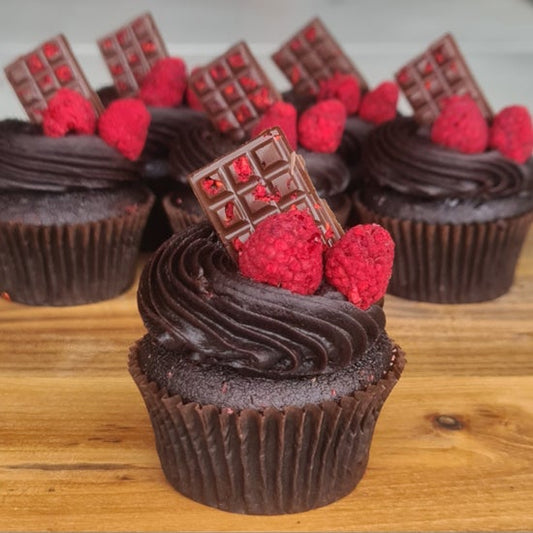 Chocolate Raspberry Cupcakes 6 Pack