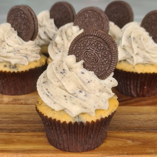 Cookies and Cream Cupcakes 6 Pack