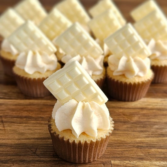 White Chocolate Mini Cupcakes 12 Pack